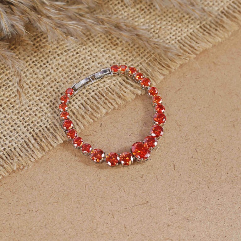Scarlet Centrepiece Riviera Bracelet