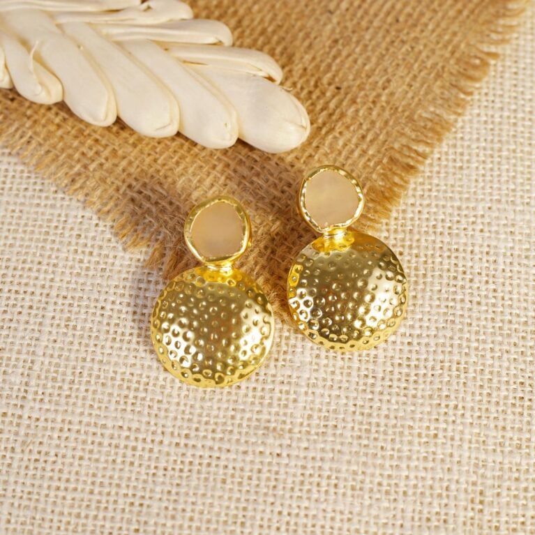 Ivory Glimmer Hammered Sphere Studs