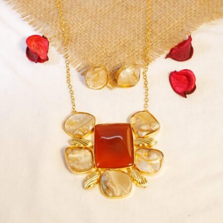 Tangerine Facet Mother of Pearl Gold-Dipped Ensemble