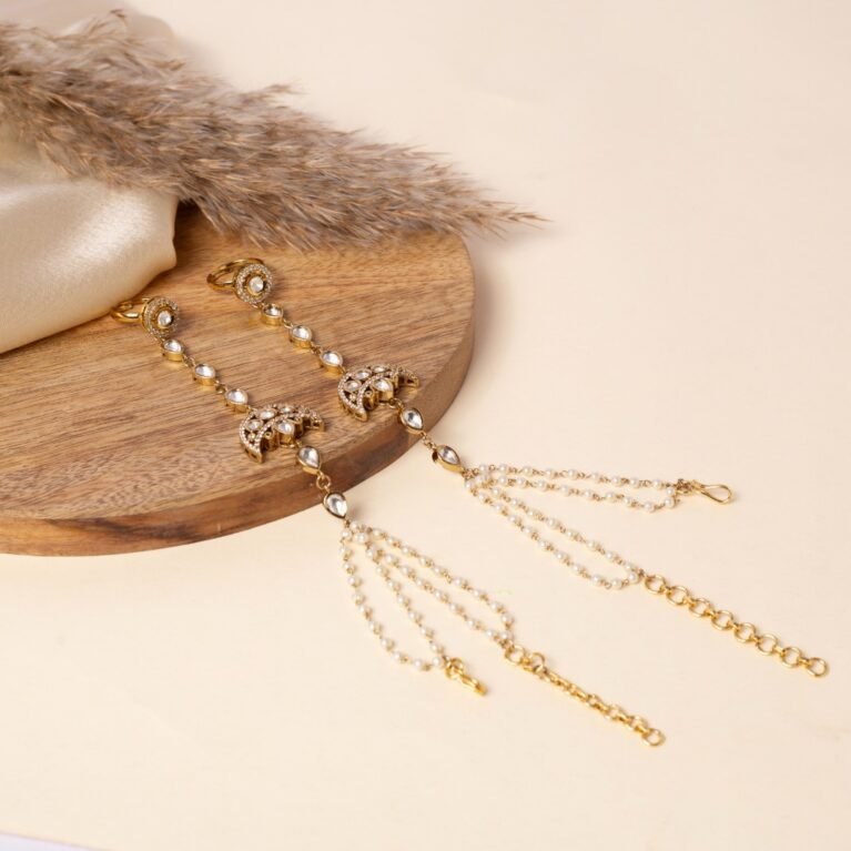 Crescent Whisper | Gold Plated Kundan Crescent Hand Harness